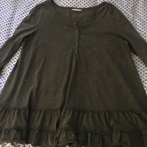 green long sleeve top